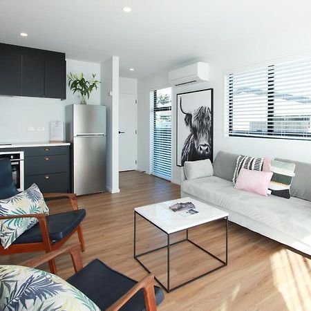 3 - Sunny Brand New House Villa Wanaka Exterior photo