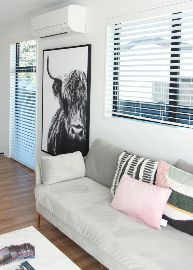 3 - Sunny Brand New House Villa Wanaka Exterior photo